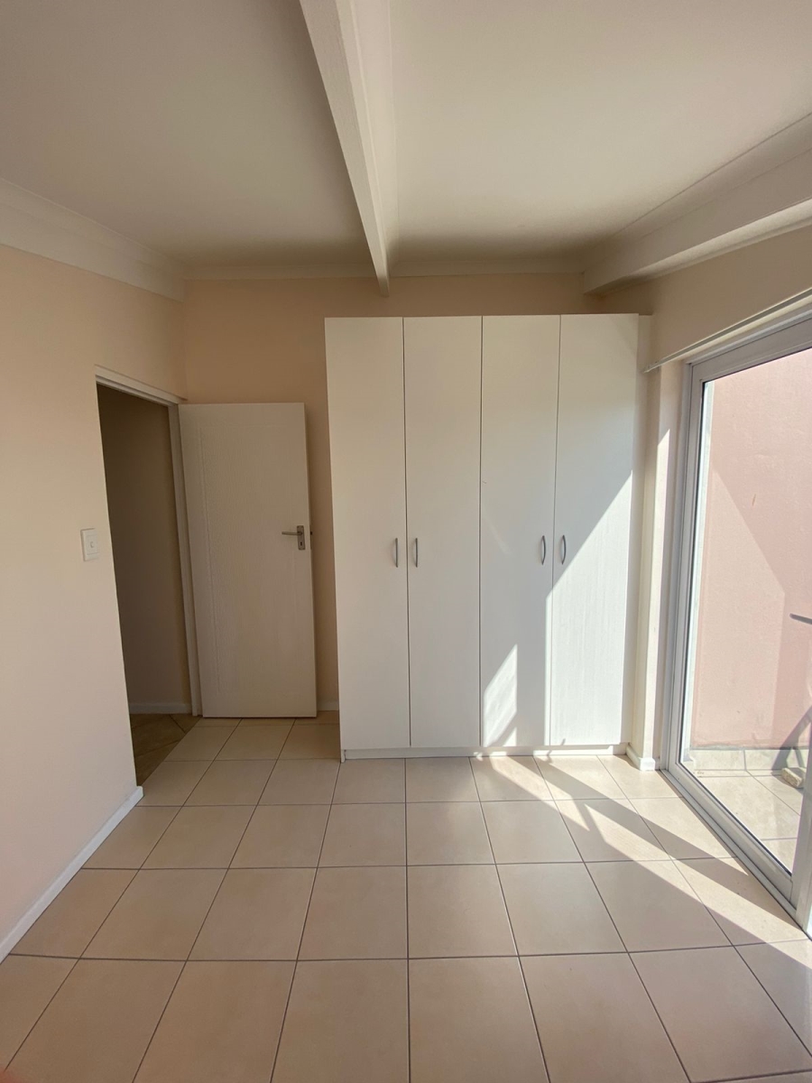 To Let 2 Bedroom Property for Rent in Whispering Pines Western Cape